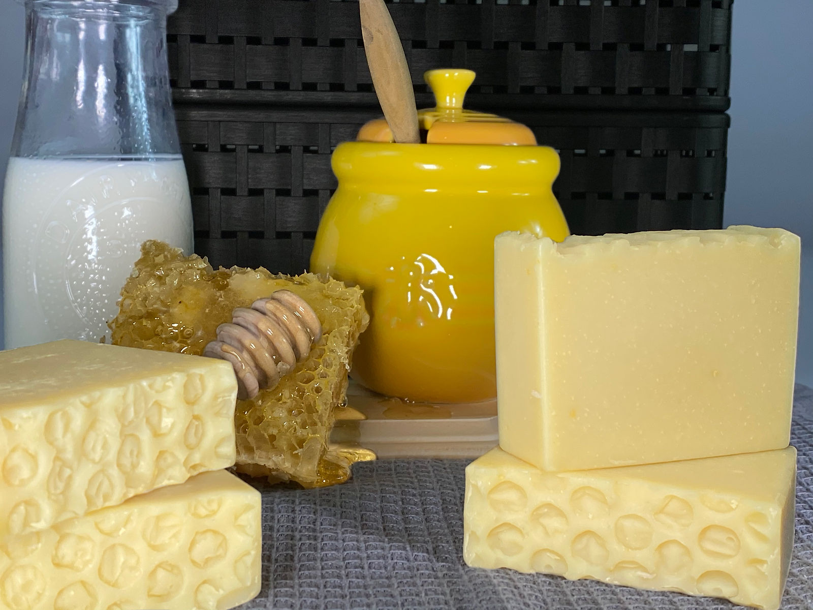 Goat Milk & Honey - Unscented & No Added Colour